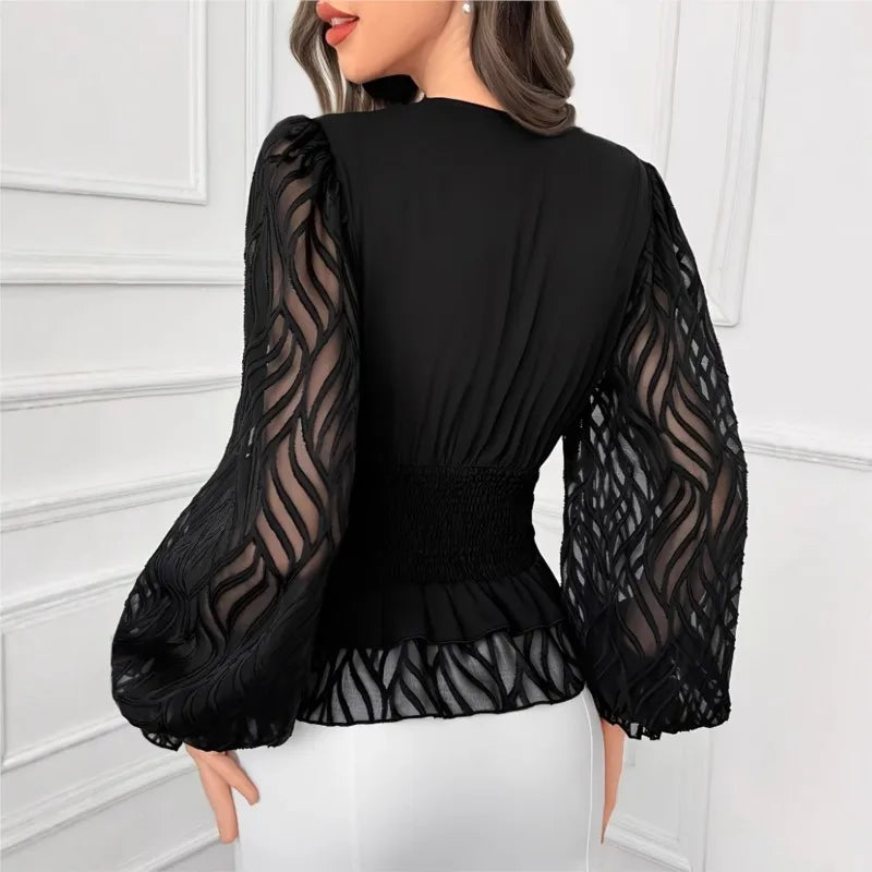 Elegante schwarze Damenbluse mit tiefem V-Ausschnitt & Laternenärmeln